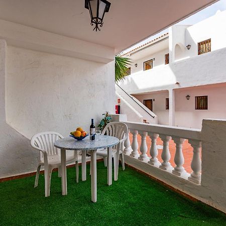 Studia Port Royale Appartement Arona  Buitenkant foto